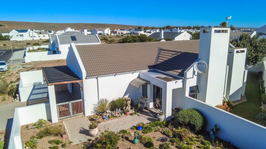 3 Bedroom Property for Sale in Golden Mile Western Cape